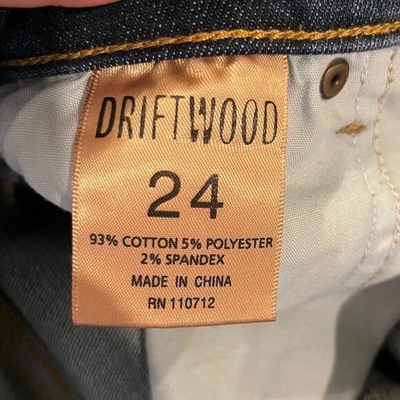 Driftwood Floral Embroidered Denim Jeans Jackie Classic Fit Distressed 24 - Picture 10 of 15